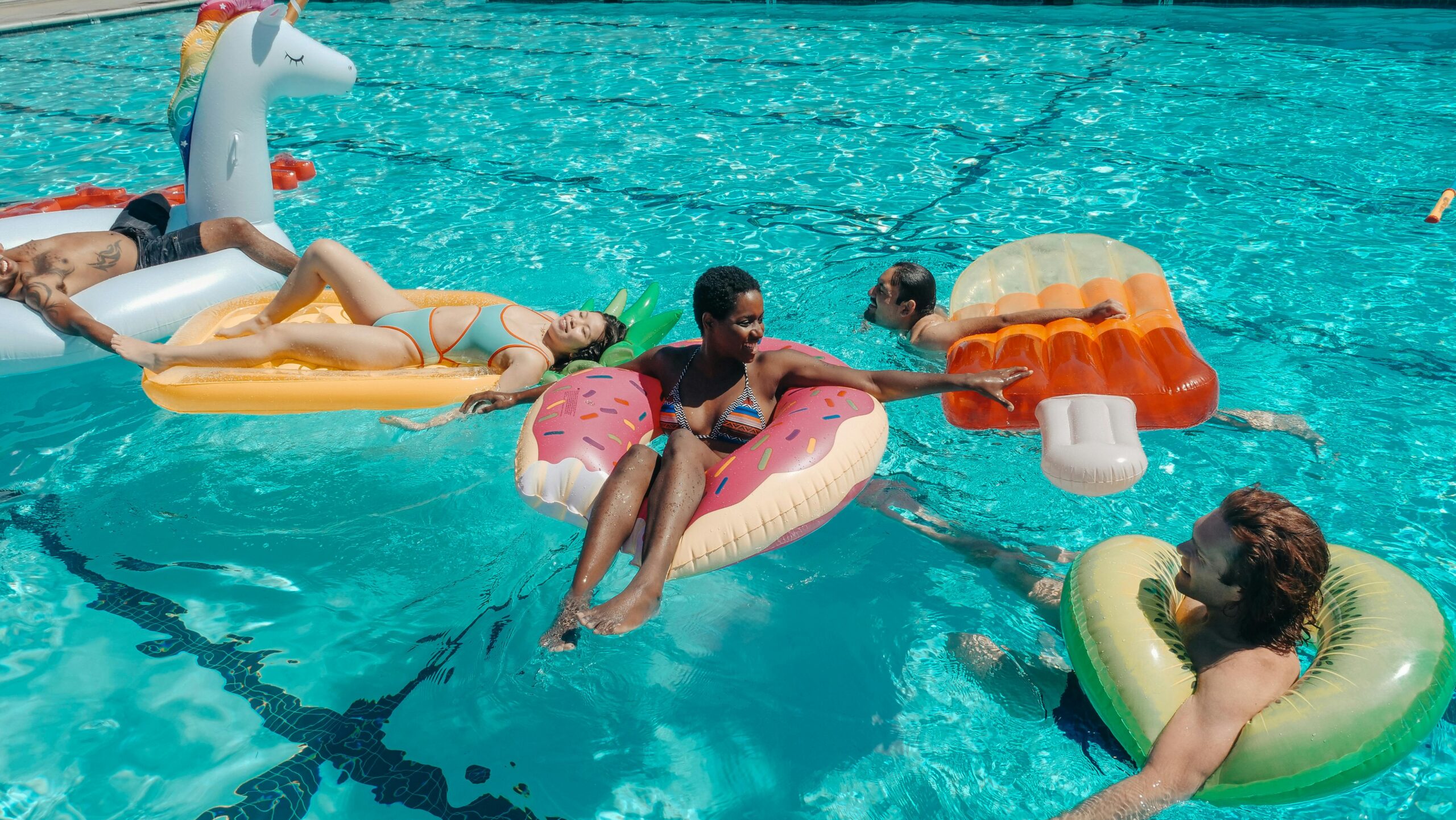 kids enoying warm pool